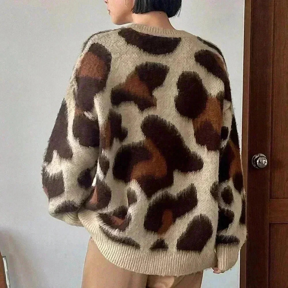 Coffee Brown Casual Women's Leopard Print Drop Shoulder Sweater - Picture 3 of 6